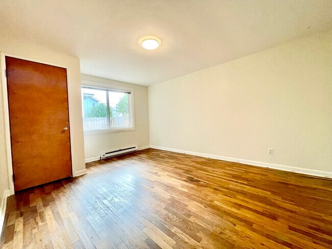 Foto del edificio - 2411 W Lynn St