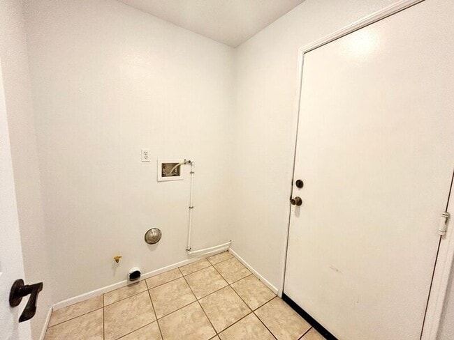 Foto del edificio - 15624 Choctaw Ct