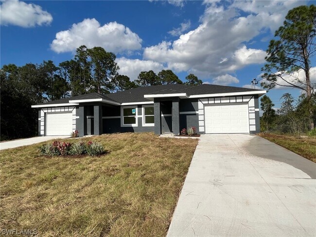 Foto del edificio - 4644-4646 24th St SW