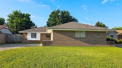 Building Photo - 104 Olympic Dr