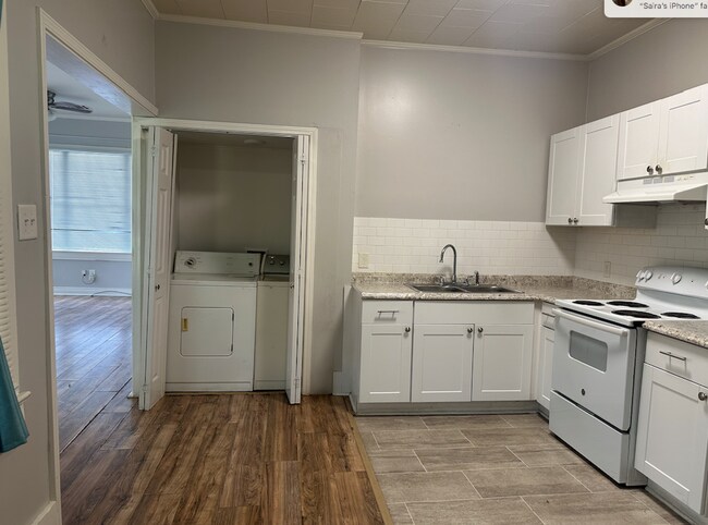 Foto del edificio - 2 Bed 1 Bath Home for Rent