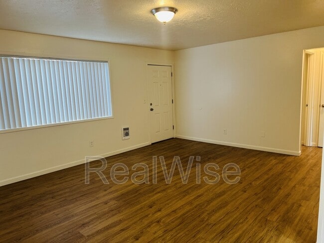 Building Photo - 2629 SE 145th Ave