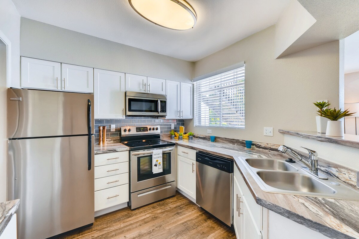 Copper Ridge Apartment Homes Louisville, CO