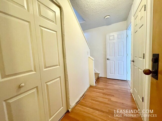 Foto del edificio - 1245 13th St NW