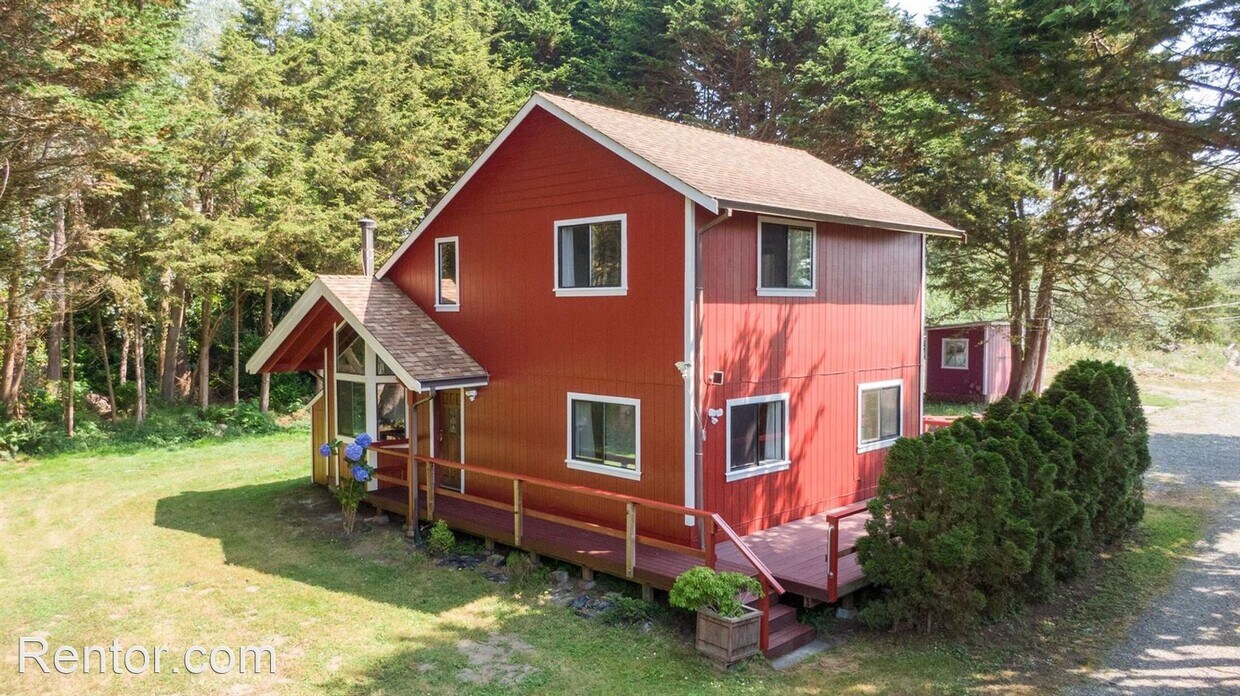5575 Wymore Rd, Arcata, CA 95521 House Rental in Arcata, CA