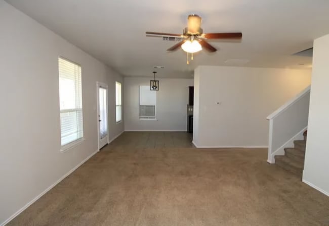 Foto del edificio - 2306 Jesse Dr