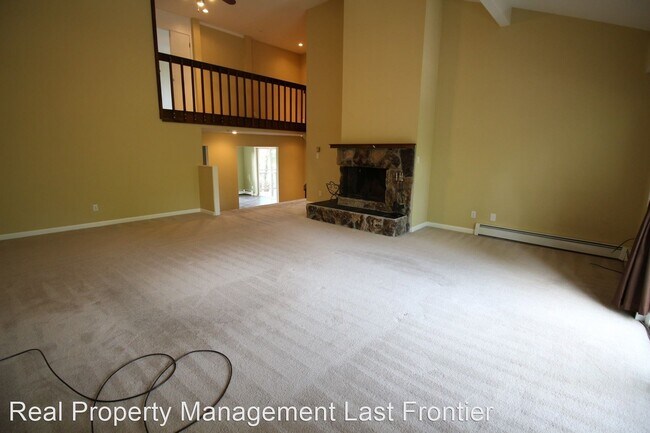 Building Photo - 6916 Gemini Dr