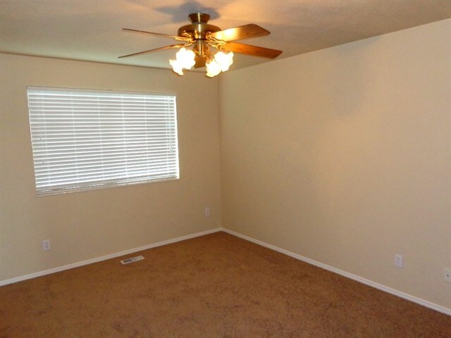 Building Photo - 3024 W 4450 S