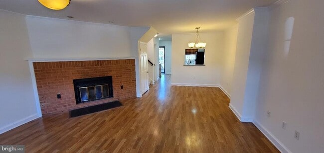 Building Photo - 809 Gibbon St
