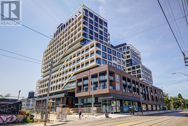 Photo du bâtiment - 115-115 Denison Ave