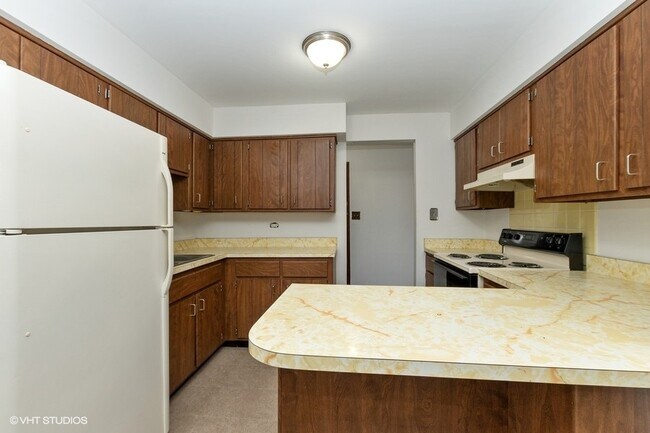 Foto del edificio - 5825 W 103rd St