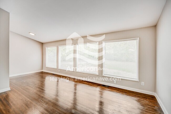 Foto del edificio - 1229 Birchwood St