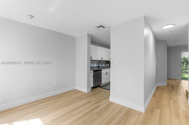 Foto del edificio - 2256 NW 170th Ave