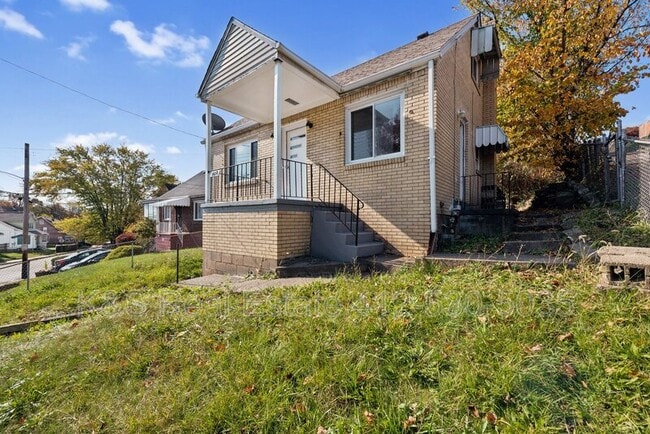 Photo - 1612 Patterson St House