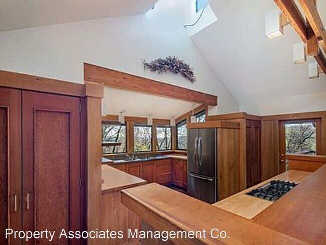 Building Photo - 3 br, 2 bath House - 13059 Lower Colfax Rd.