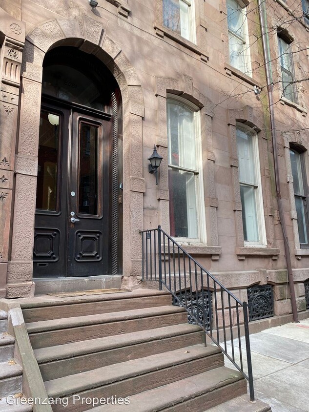 Foto principal - 2021 Spruce St