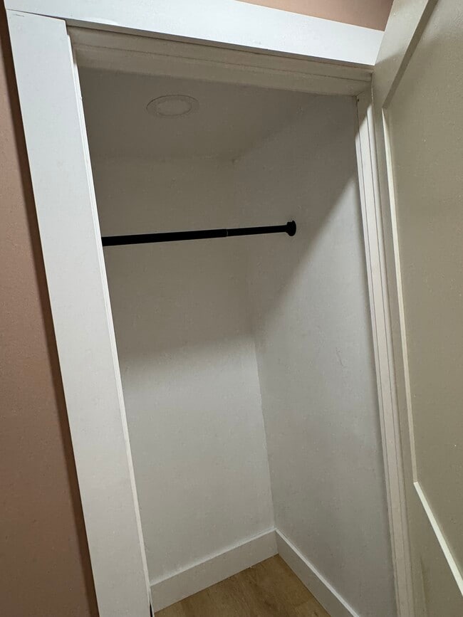 Closet - 207 Usgewi Ct