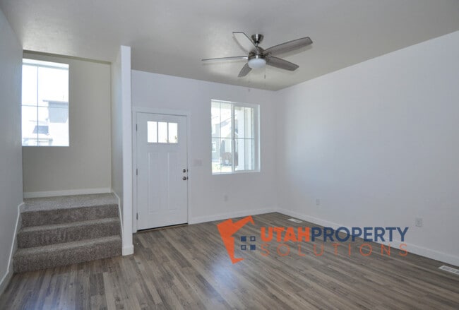 Building Photo - 14927 S Thunder Horse Ln