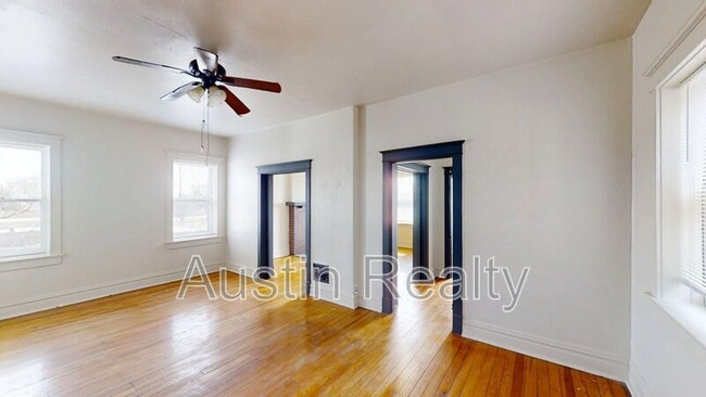 Building Photo - 4345 Bates St