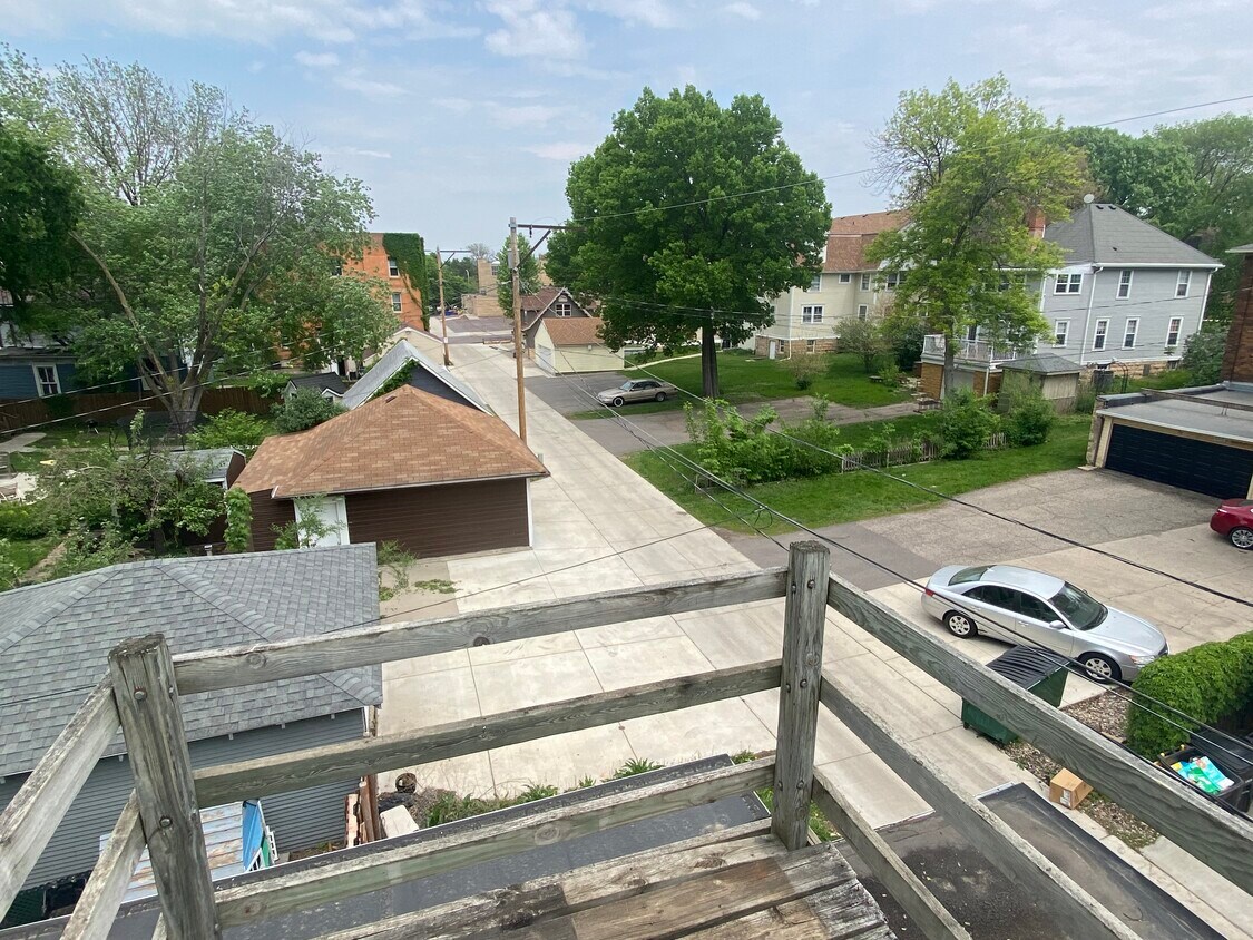 112 Grove St Unit 3, Mankato, MN 56001 Apartments in Mankato, MN