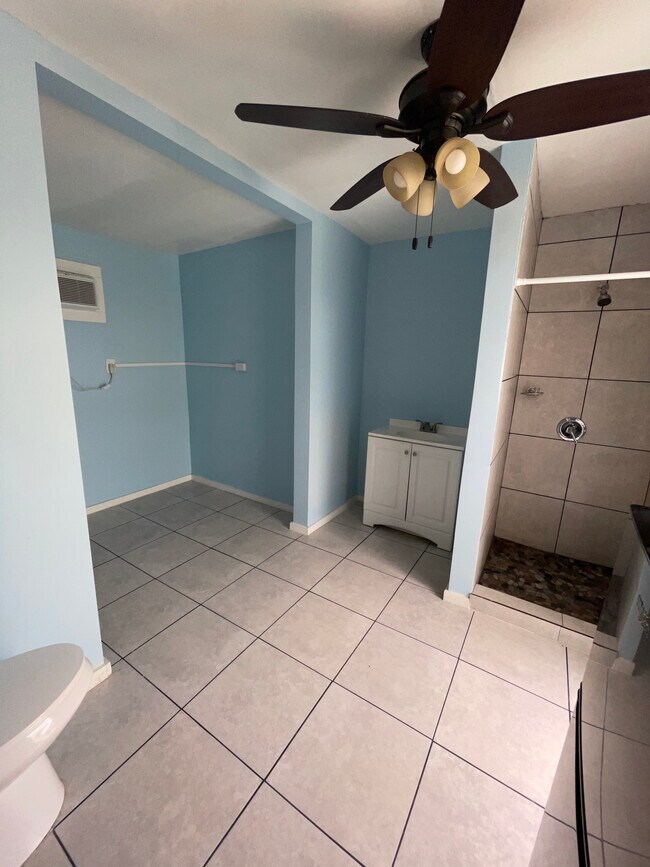 Building Photo - 509 Worthmore Dr