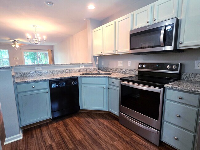 Building Photo - 608 Grasswren Way