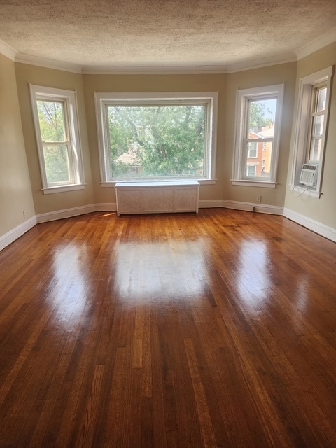 Foto del edificio - 8841 S Blackstone Ave