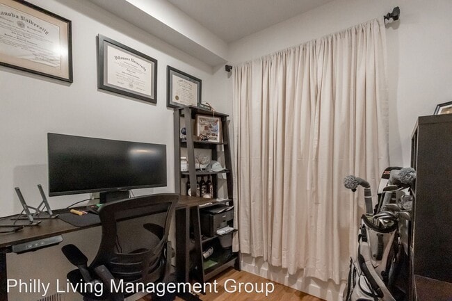 Building Photo - 3 br, 2 bath House - 1721 Erdman Street