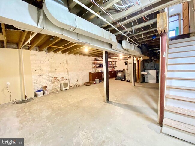 Foto del edificio - 140 Bryant St NW