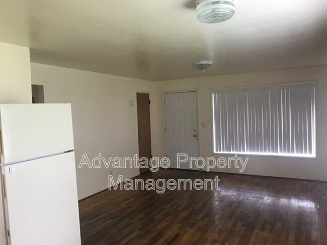 Foto del edificio - 1521 NW Kings Blvd