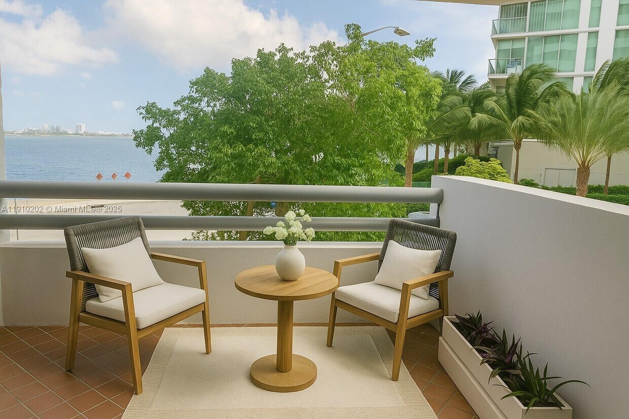 Foto principal - 555 NE 30th St