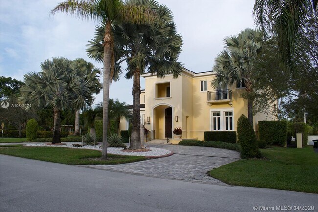 Building Photo - 12755 SW 57th Ave