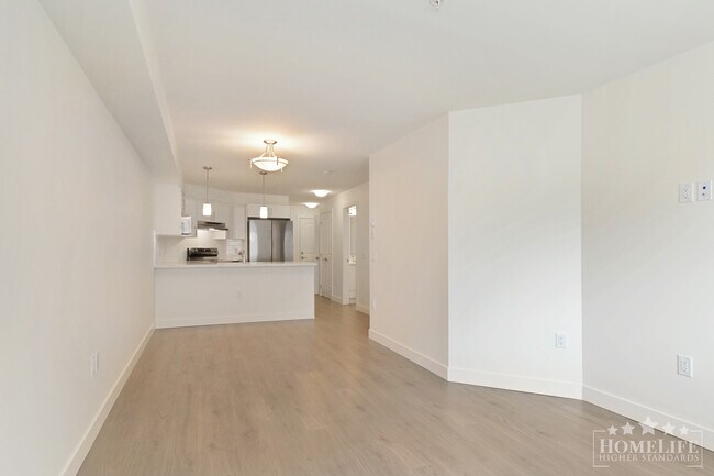 Photo du bâtiment - Welcome to Madison Place in the heart of L...