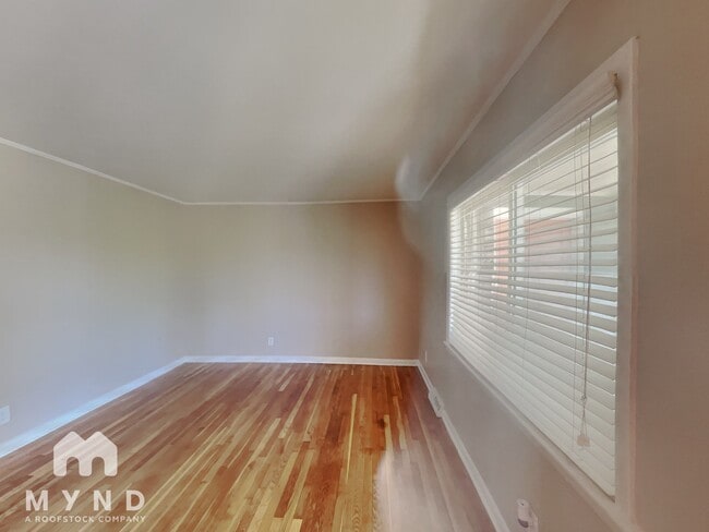 Building Photo - 1731 Morehead Ave