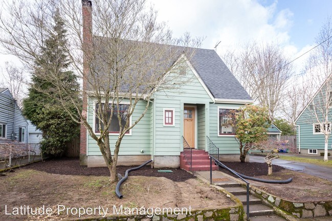 Foto del edificio - 2 br, 1 bath House - 1849 SE 36th Ave