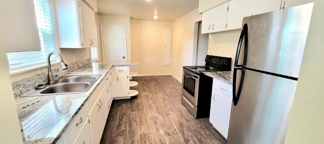 Foto del edificio - 819 N Idaho St