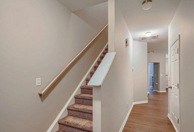 Foto del edificio - 4040 Queensbridge Rd