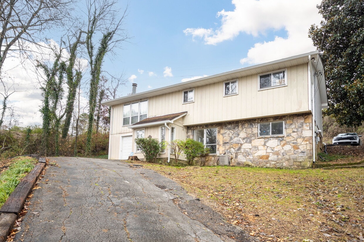 Foto principal - 4115 Harbor Hills Rd