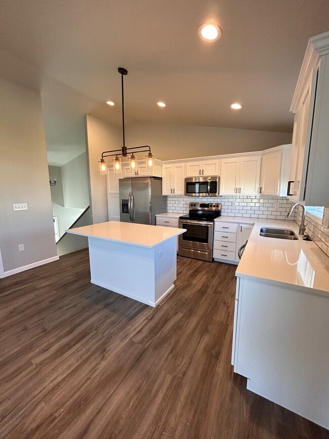 Building Photo - 3625 56th St S