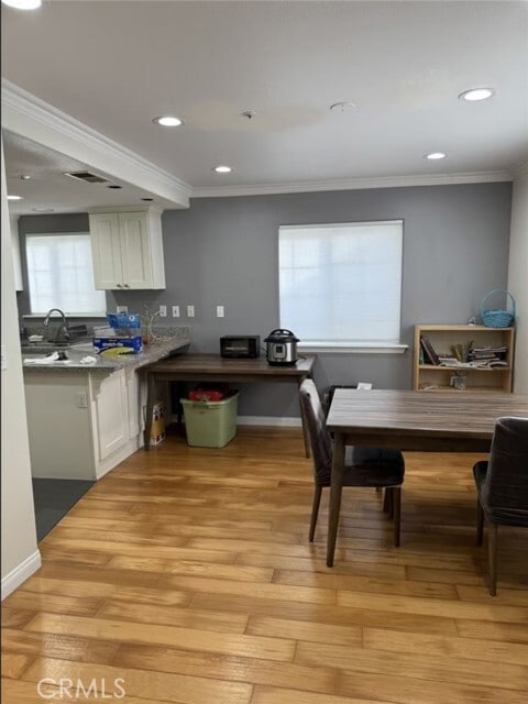 Building Photo - 2418 Harriman Ln