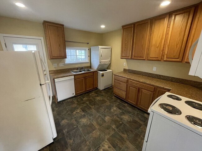 Foto del edificio - 2 Bd 1 Ba