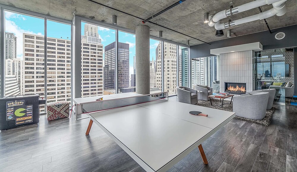 Building Photo - 5 N Wabash Ave