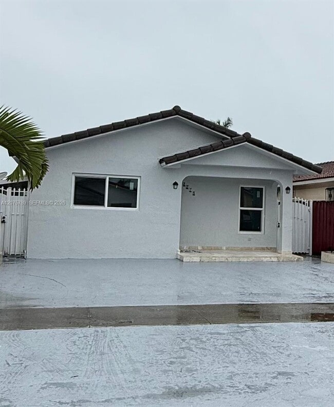 Building Photo - 2775 W 71st Pl