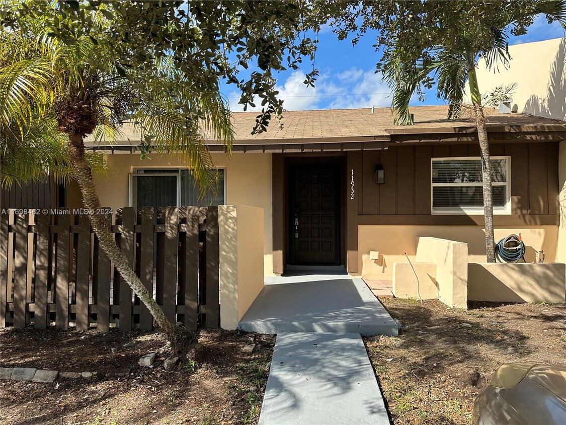 Foto principal - 11932 SW 125th Pl