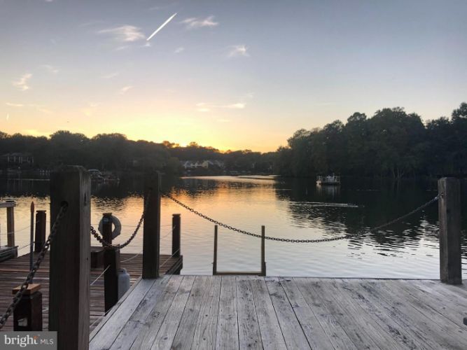 11208 Harbor Ct, Reston, VA 20191 Condo for Rent in Reston, VA