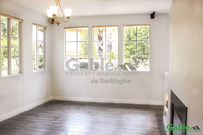 Building Photo - 24210 Amaryllis Ct
