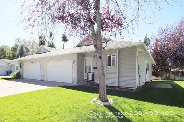 Primary Photo - 528 Top Notch Cir