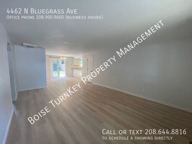 Foto del edificio - 4462 N Bluegrass Ave