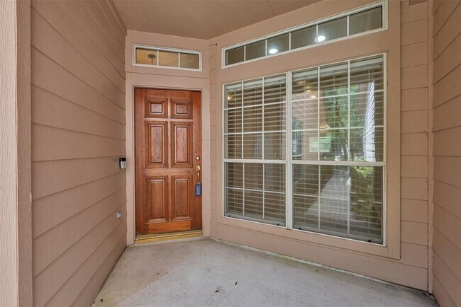 Building Photo - 71 Alderon Woods Pl