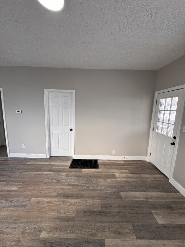 Foto del edificio - 615 W Columbus Ave